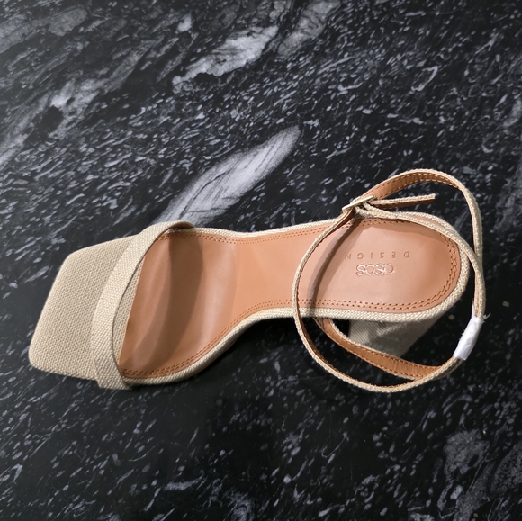 BRAND NEW SIMMI LONDON WOMEN'S SANDALS - Picture 14 of 15